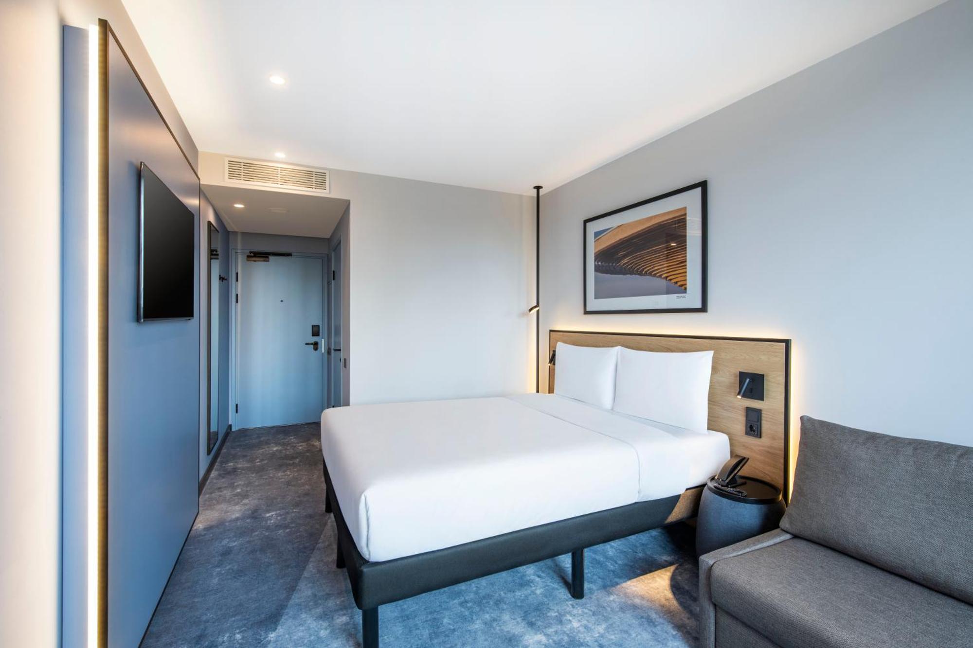 Ibis Tbilisi Airport Hotell Eksteriør bilde
