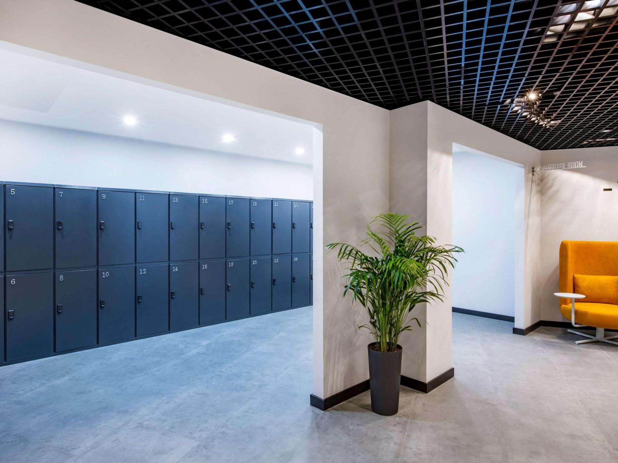 Ibis Tbilisi Airport Hotell Eksteriør bilde